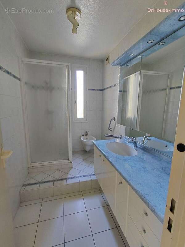 Appartement à MONTELIMAR