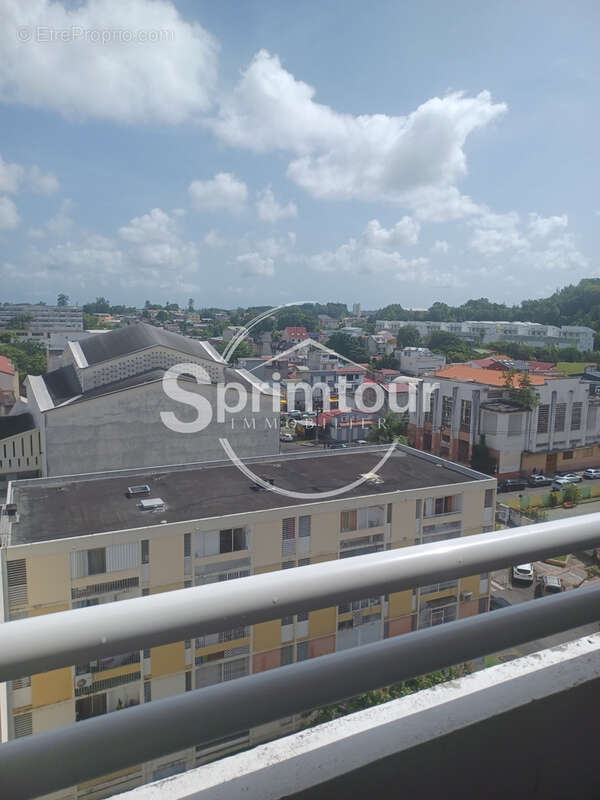 Appartement à POINTE-A-PITRE