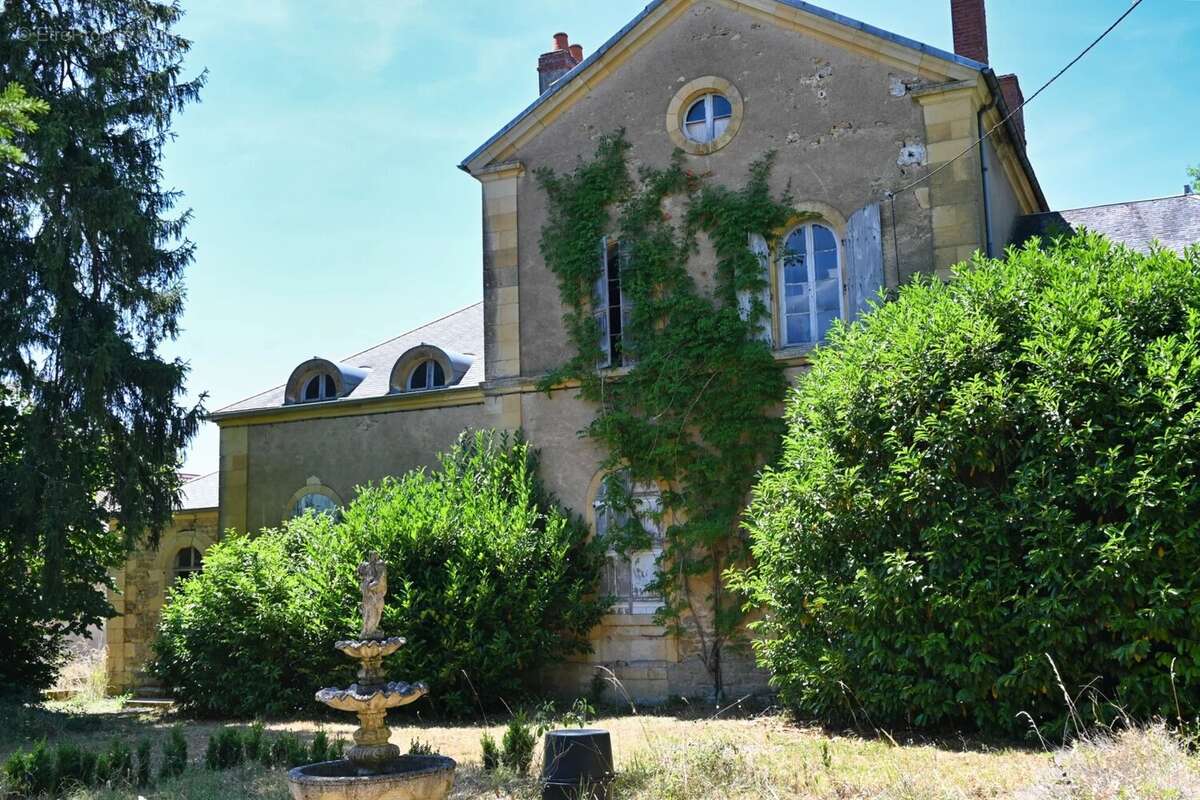 À vendre Aubigny : Projet de rénovation de rêve - photo 2