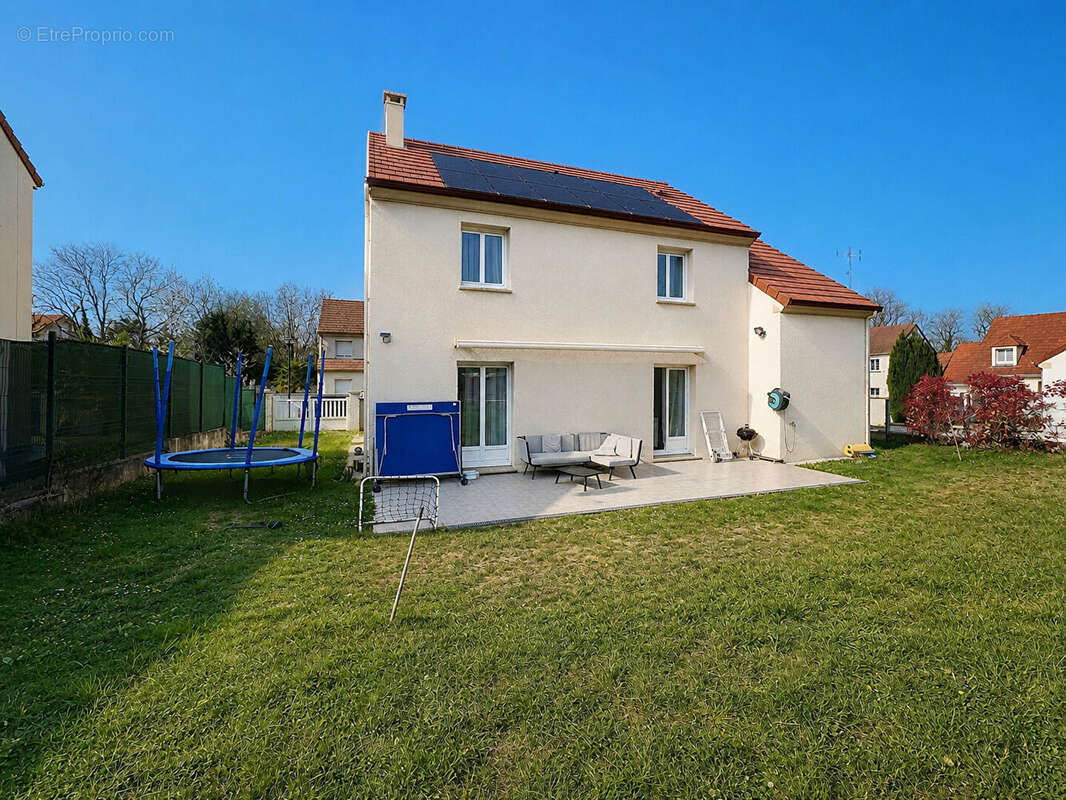 Maison à NANTEUIL-LES-MEAUX