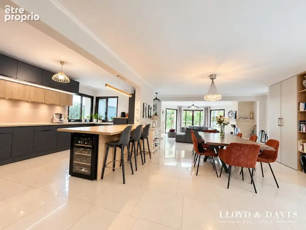 Maison 8 pièces 245 m² à vendre à Compiegne (60200) - photo 3