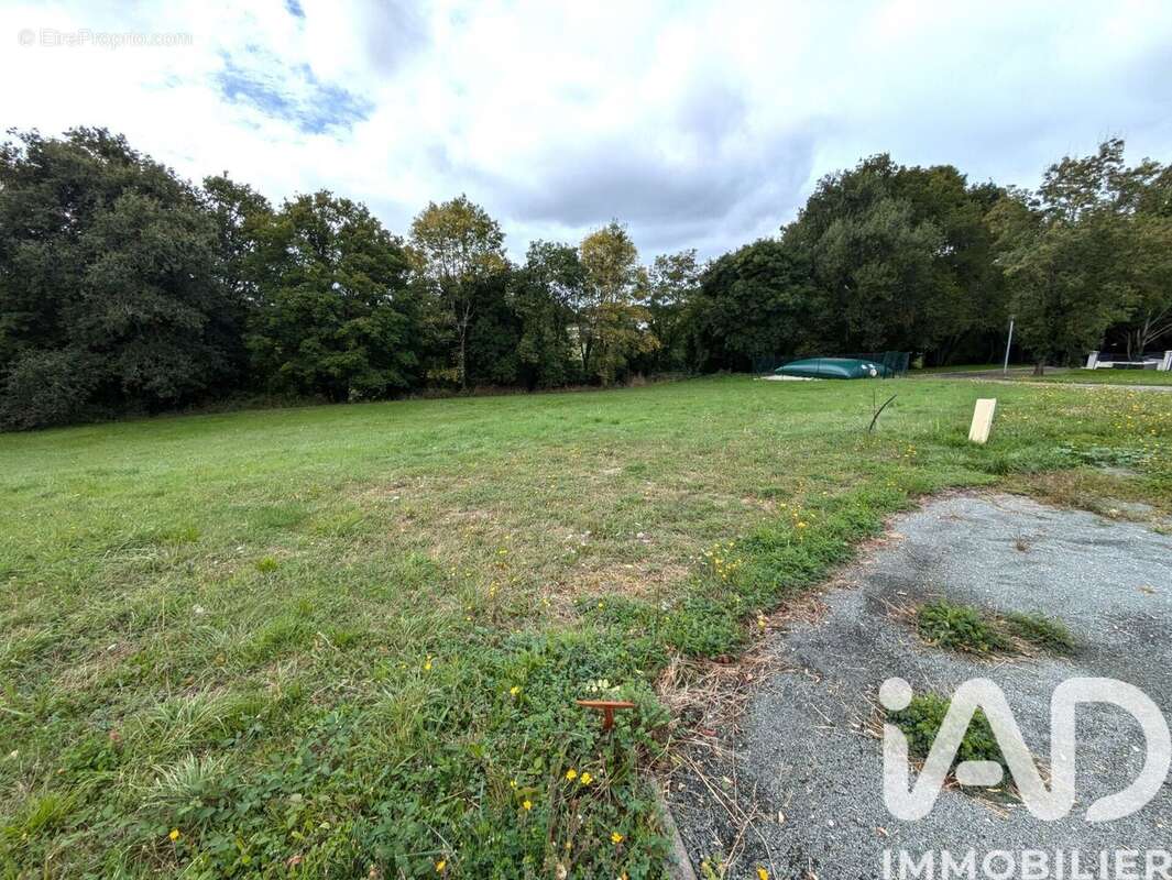 Photo 2 - Terrain à ECOYEUX
