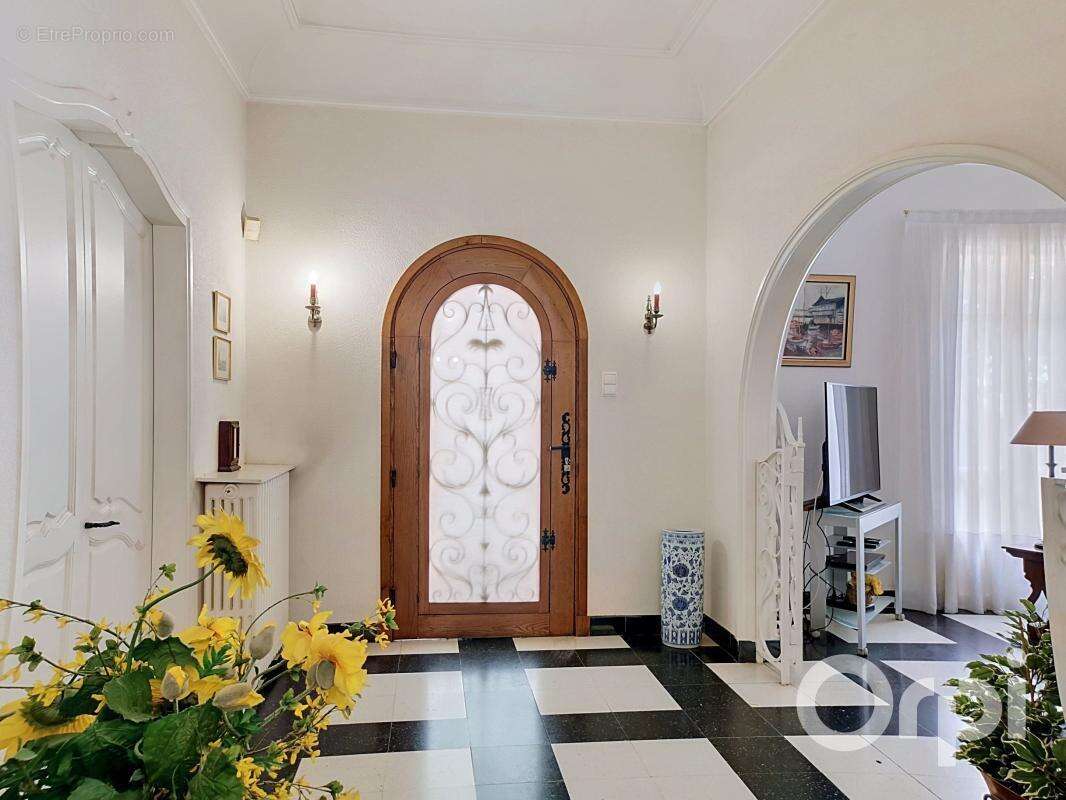 RARE à la vente villa d'exception de 191 m² type 5 sur 1995 m² de terrain - photo 17