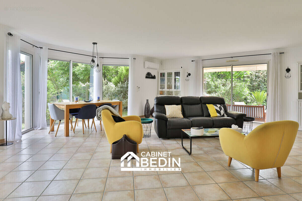 Maison 140 m² à Gujan-Mestras  - photo 2
