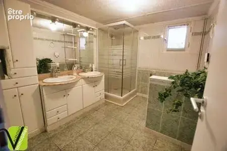 Maison - 155m ² - photo 9