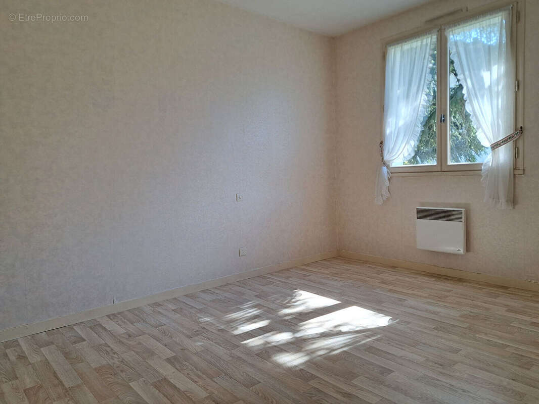 Maison à CHATELLERAULT