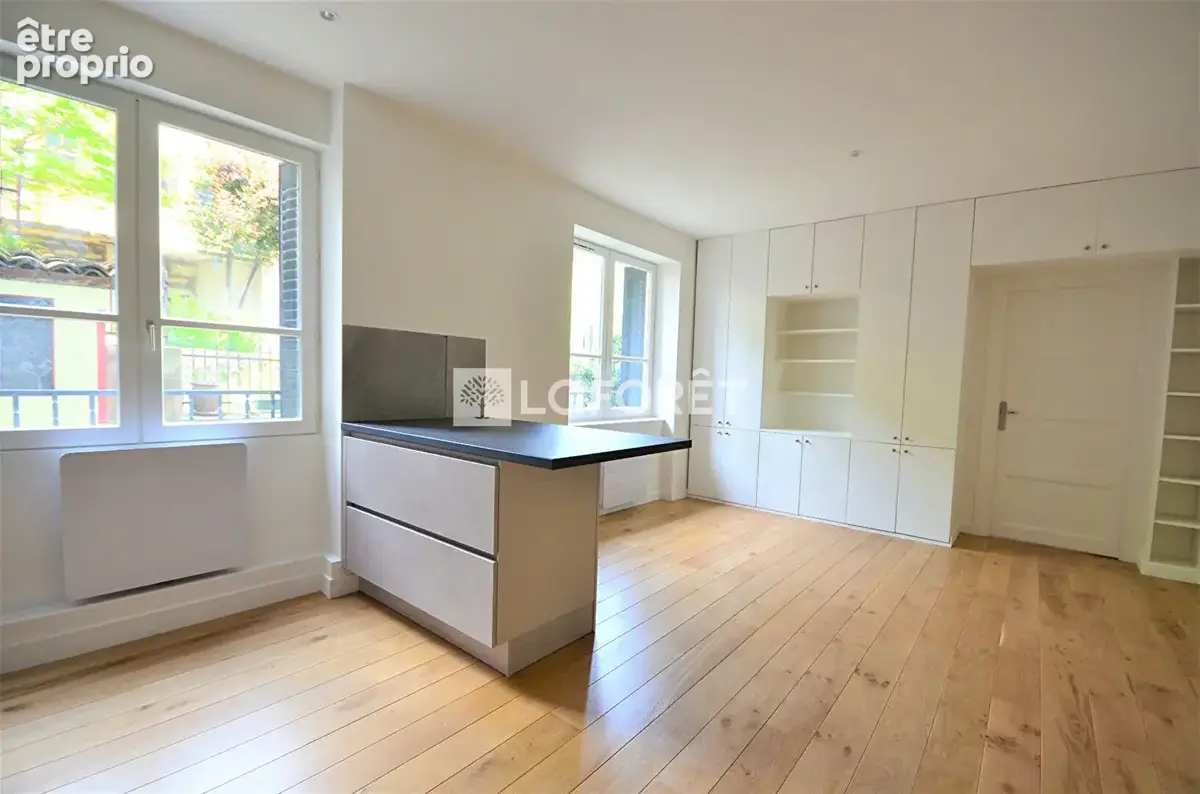 A vendre Appartement Saint Cyr Au Mont D Or 2 pièces 45m² Rue Ampère - photo 4