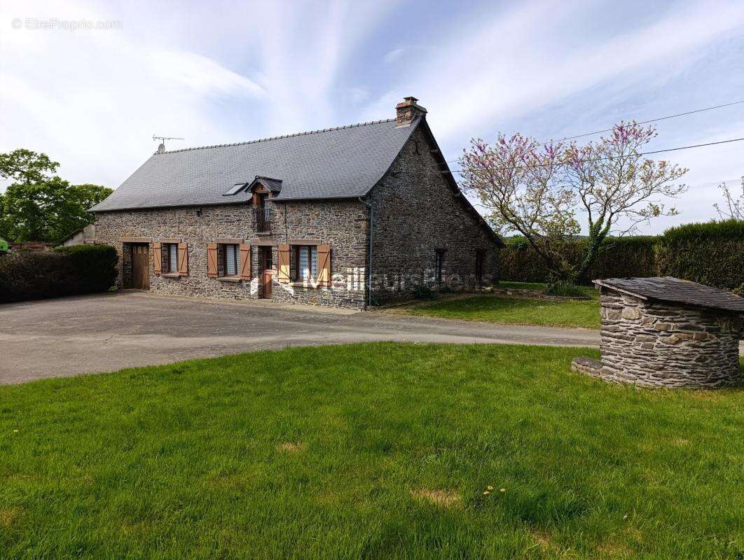 Maison à LA CHAPELLE-BOUEXIC