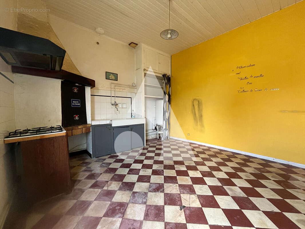 Ensemble immobilier - photo 3