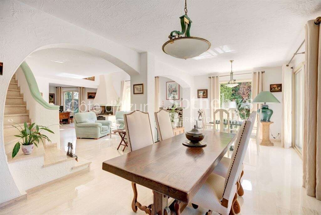 Maison à CANNES