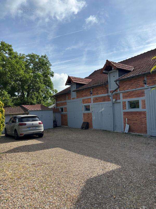 Maison à COSNE-COURS-SUR-LOIRE