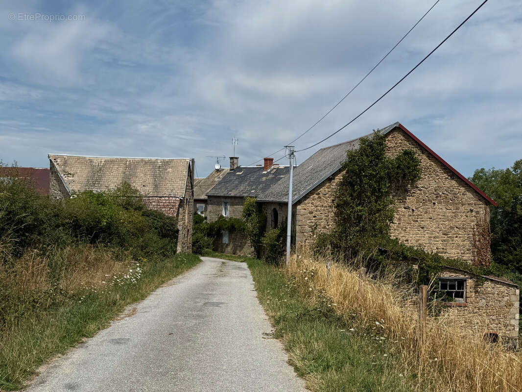 Maison à BUSSIERES