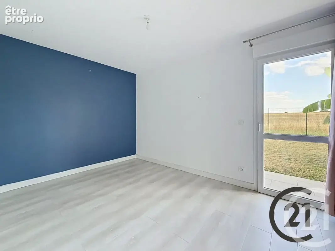 Maison 115 m² à Saint-Pouange  - photo 8