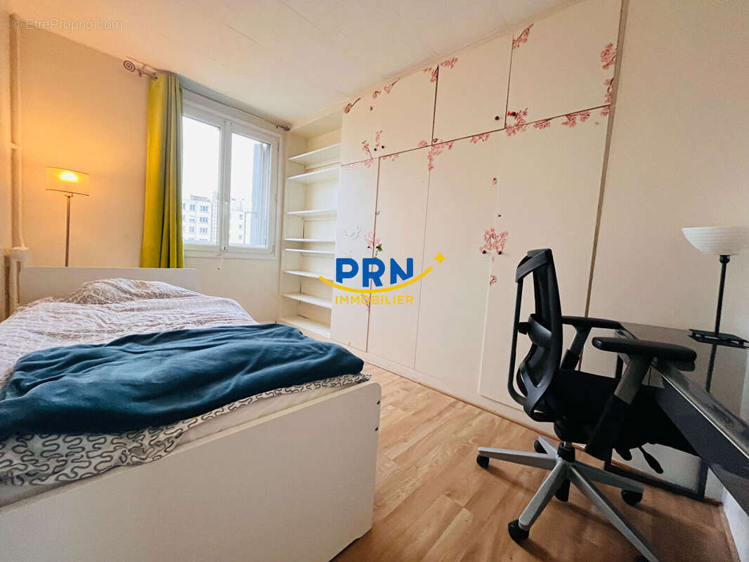 Appartement à LE KREMLIN-BICETRE