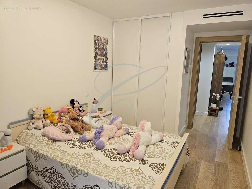 Appartement à ROQUEBRUNE-CAP-MARTIN