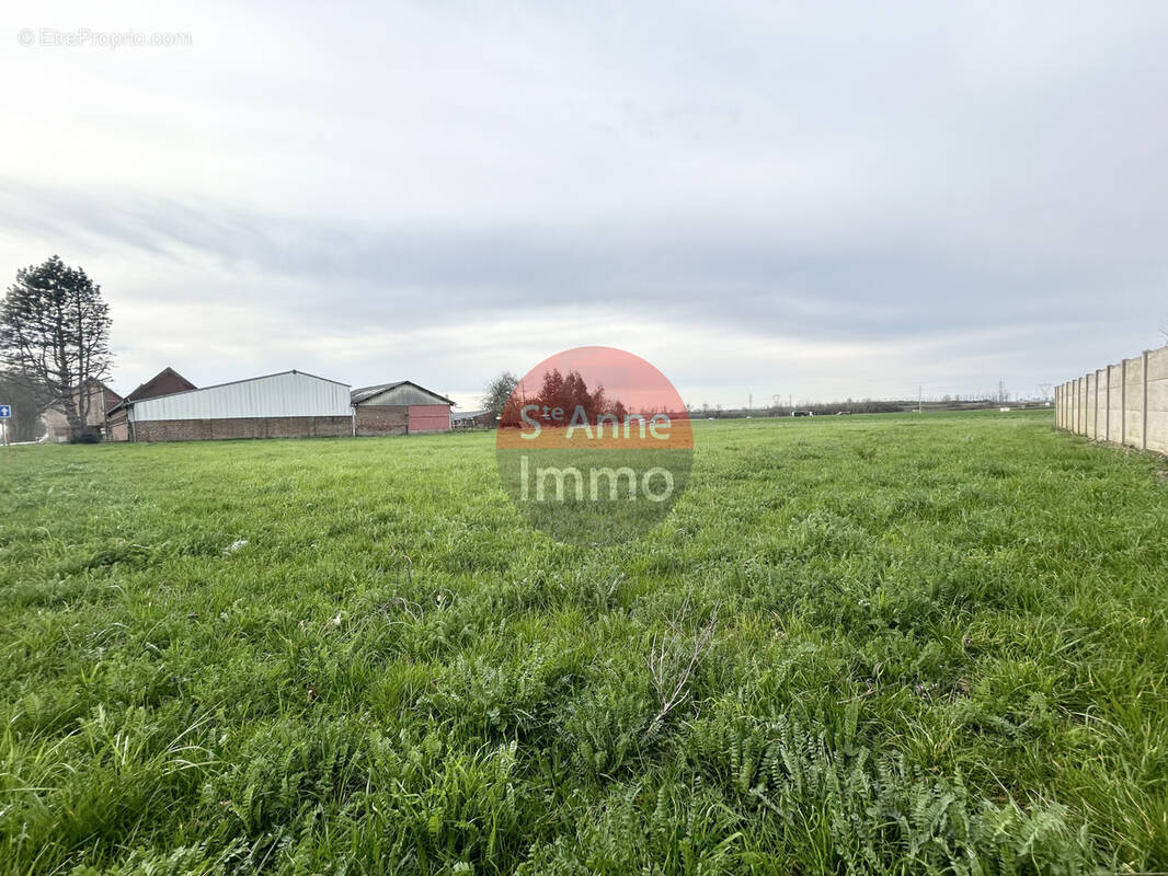 Terrain à CARREPUIS