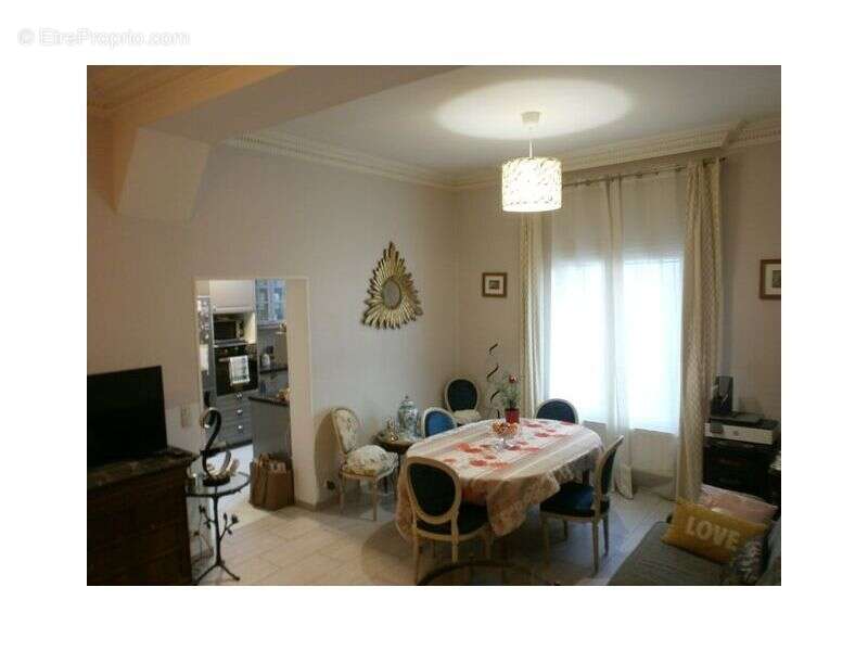 Appartement à LE PERREUX-SUR-MARNE