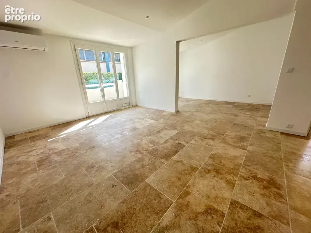 Miramas maison T4 de plain-pied entièrement rénové - photo 4