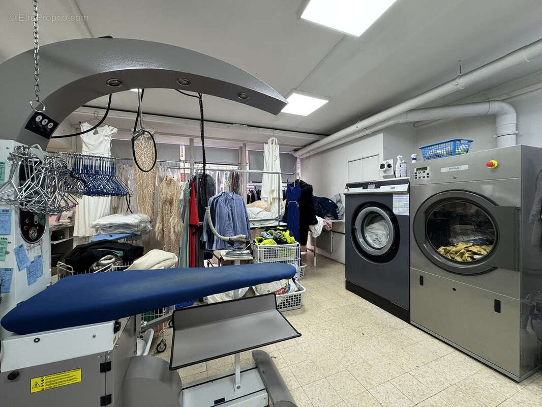 Commerce à RIVE-DE-GIER