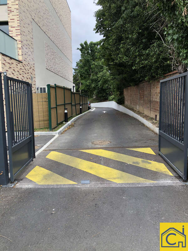 Autre à CORMEILLES-EN-PARISIS