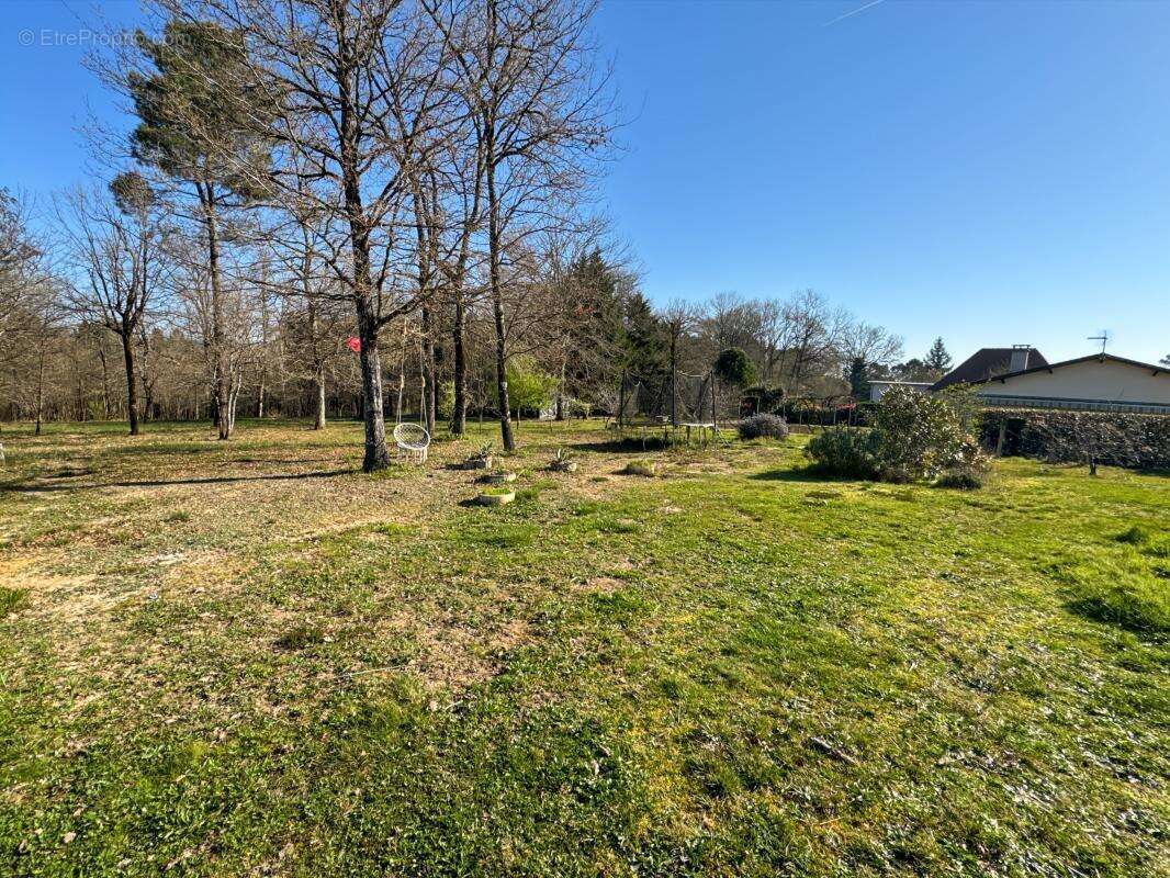 Maison à SAINT-ASTIER