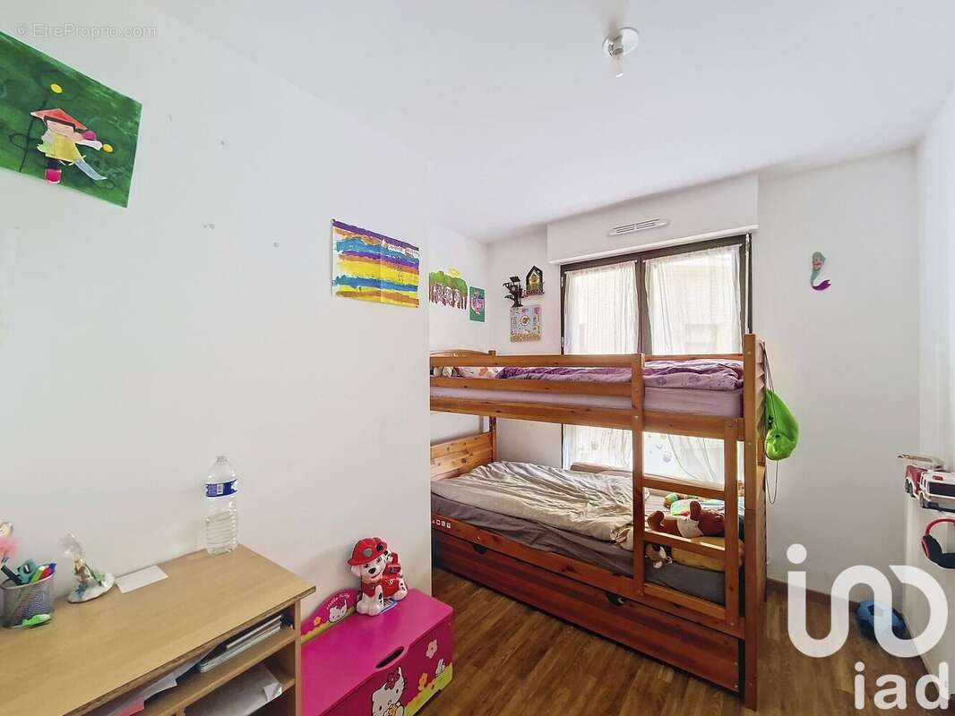 Photo 6 - Appartement à AUBERVILLIERS