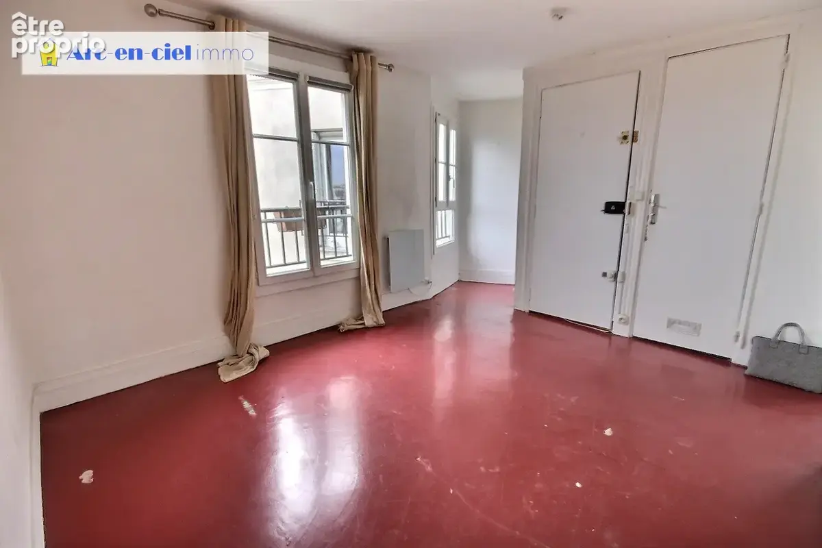 2 pièces vue jardin Anne Frank Le Marais - photo 3
