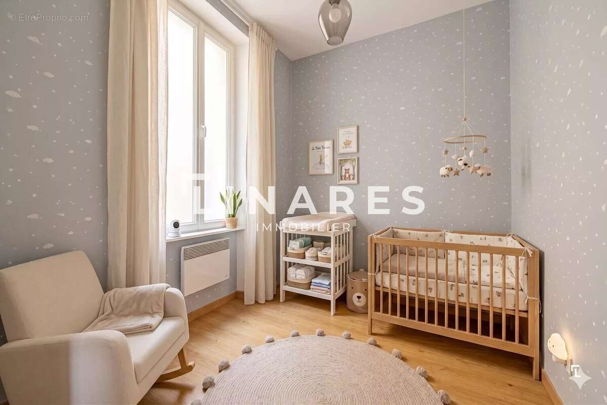 Appartement à MARSEILLE-1E