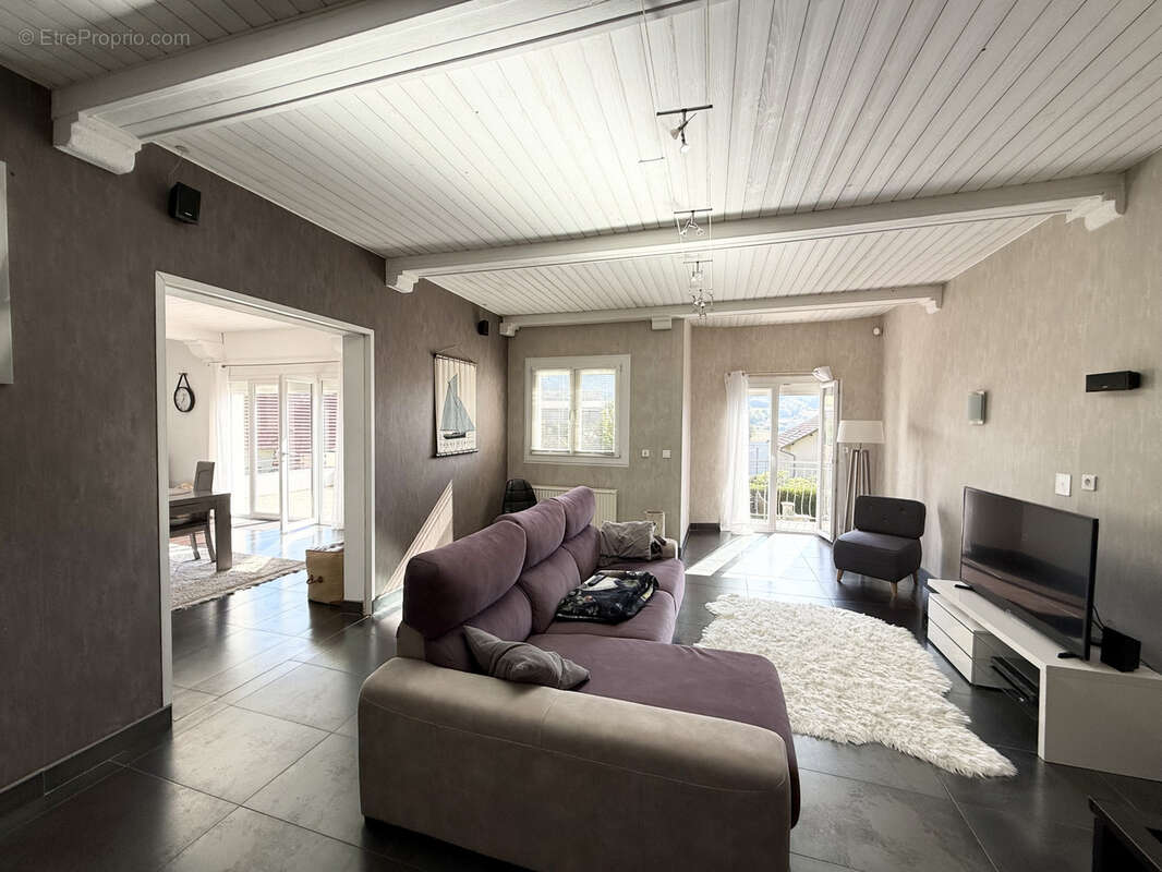 Maison à BOUSSIERES