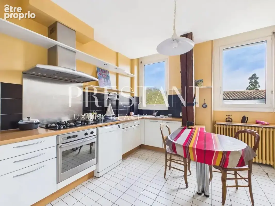 Appartement face au Jardin Public, au cœur de l’une des adresses les plus prestigieuses de Bordeaux. - photo 65