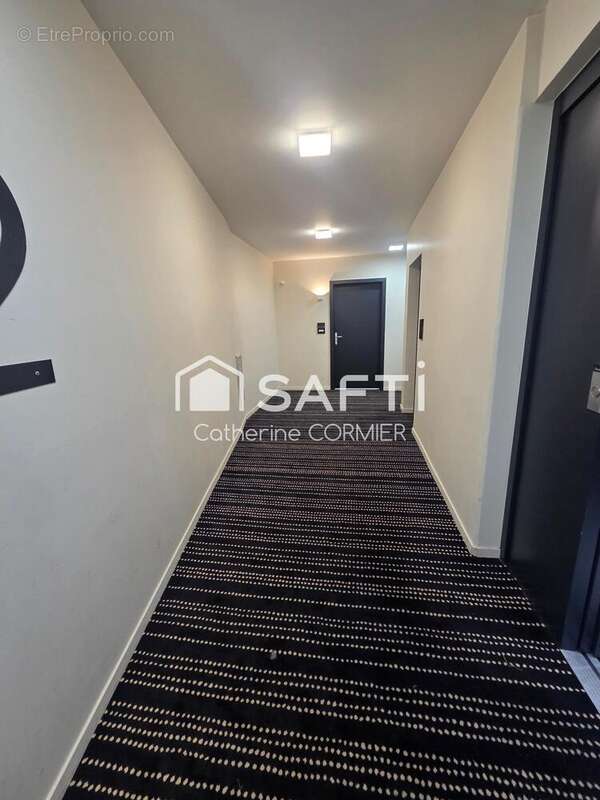 Photo 7 - Appartement à AVRILLE