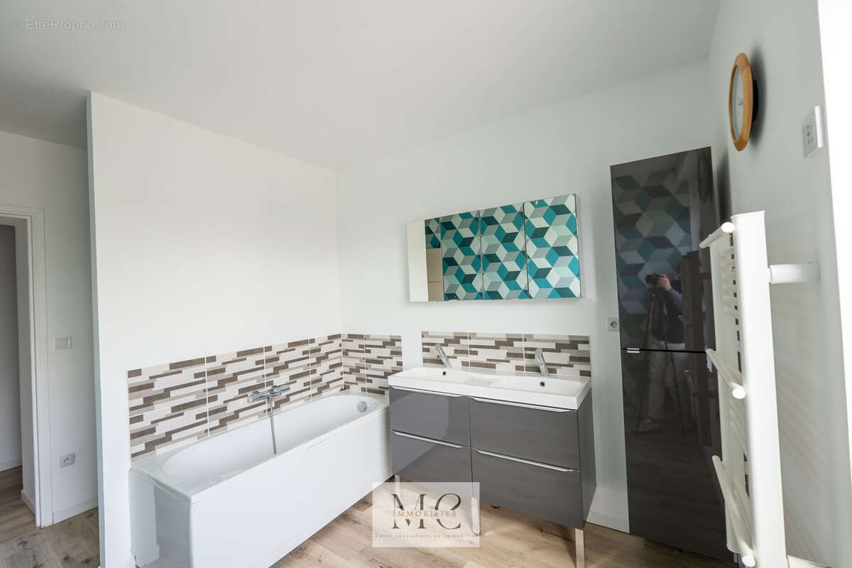 Appartement à PREMESQUES