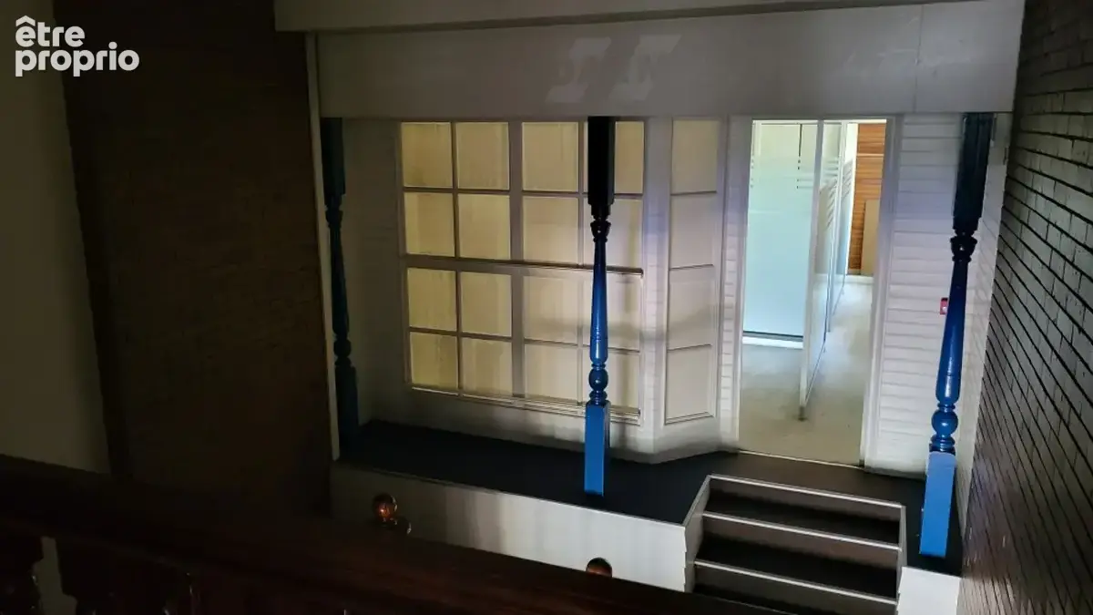 Local commercial - photo 9
