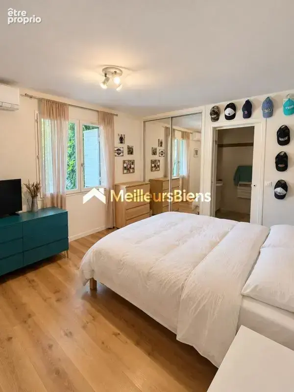 Rez-de-jardin 5 pièces de 179 m² à Marseille 13009, 4 chambres - photo 9