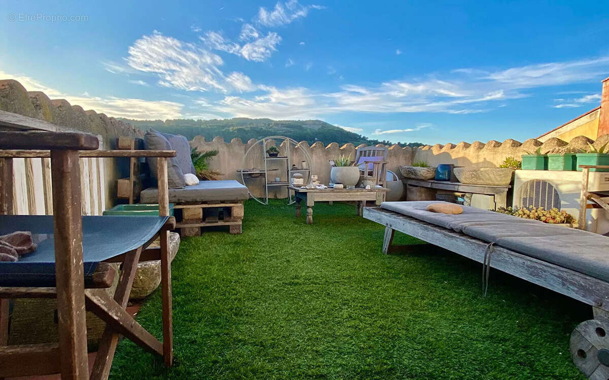 Maison à LE CASTELLET