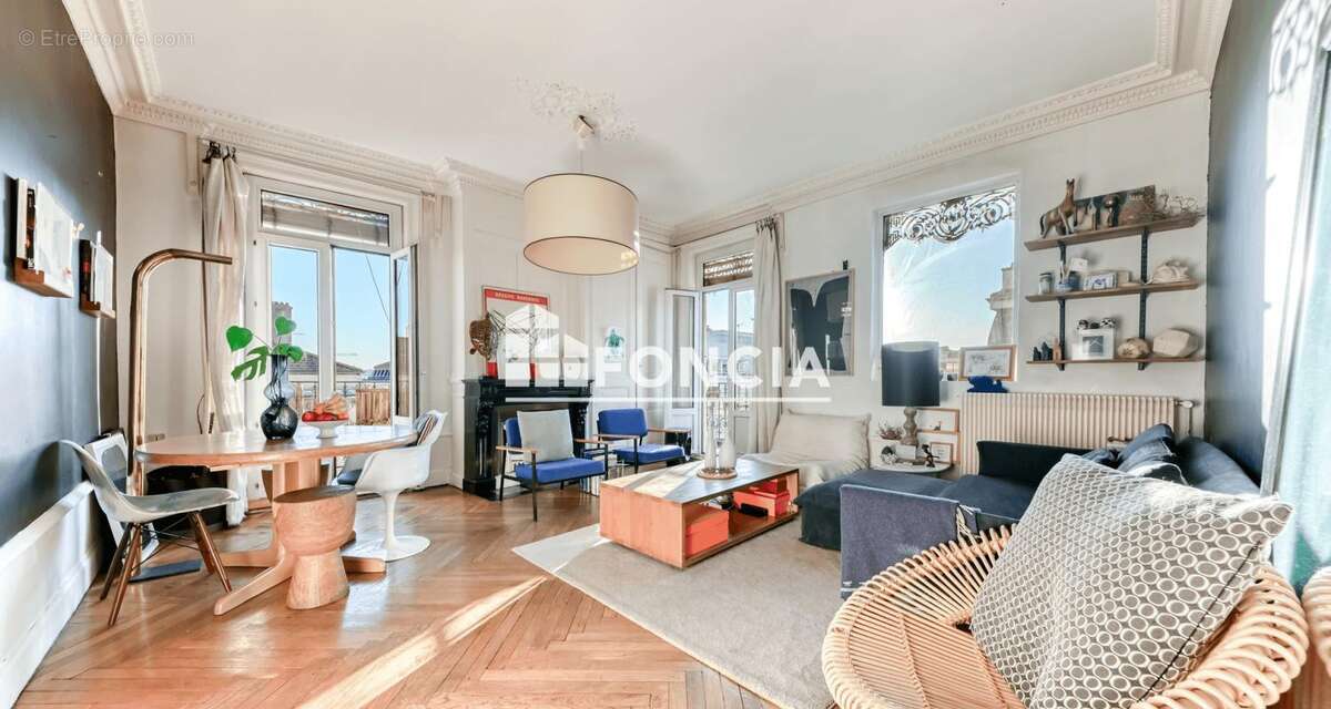 Appartement à LYON-7E