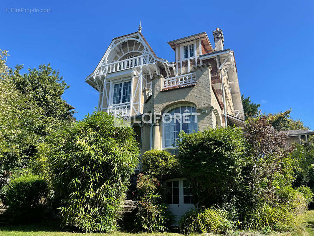 Villa Sainte Adresse 9 pièce(s) 250m² - photo 3