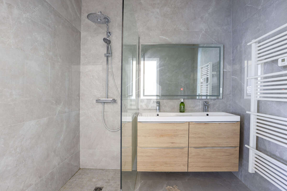 Maison à SAINT-XANDRE