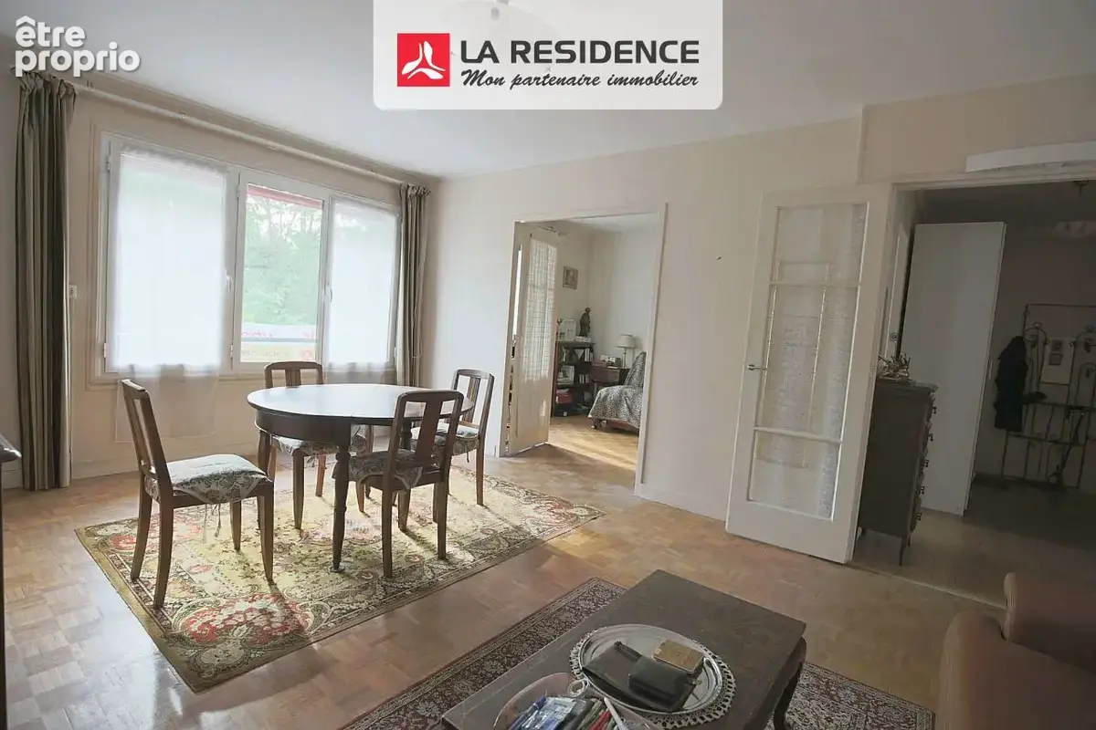 Appartement à PARIS-14E