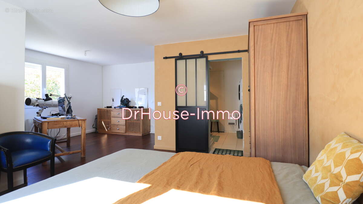 Maison à BLANQUEFORT