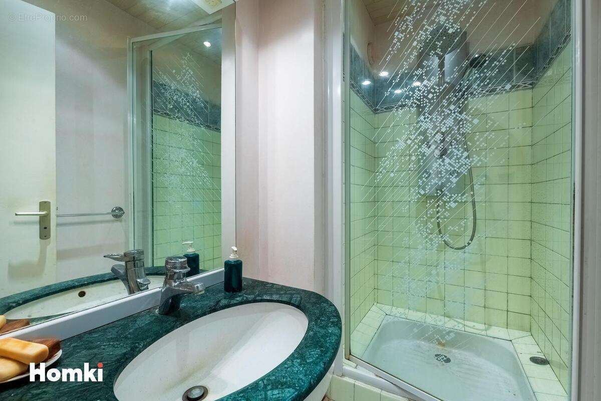 Appartement à MARSEILLE-8E