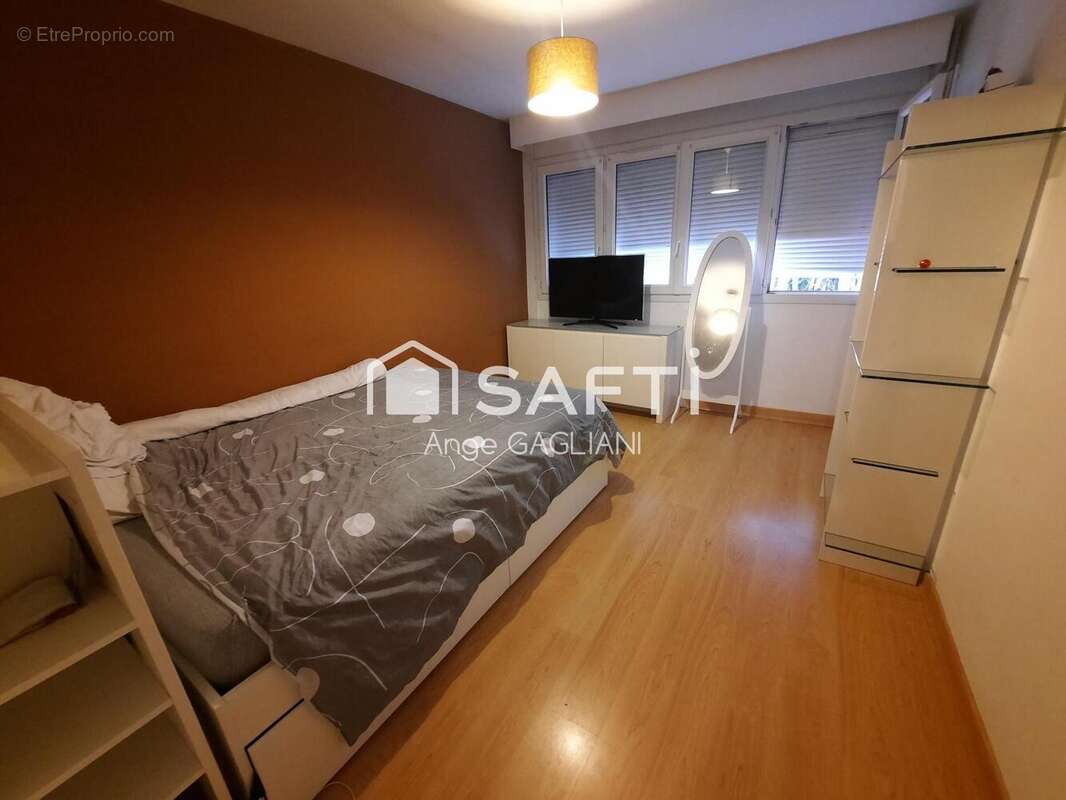Photo 5 - Appartement à LAVAL