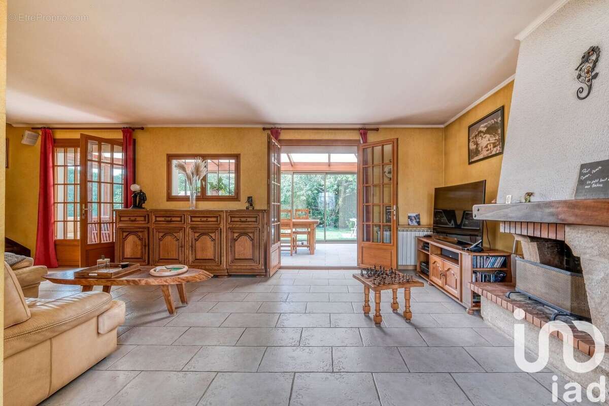 Photo 5 - Maison à CLAYE-SOUILLY