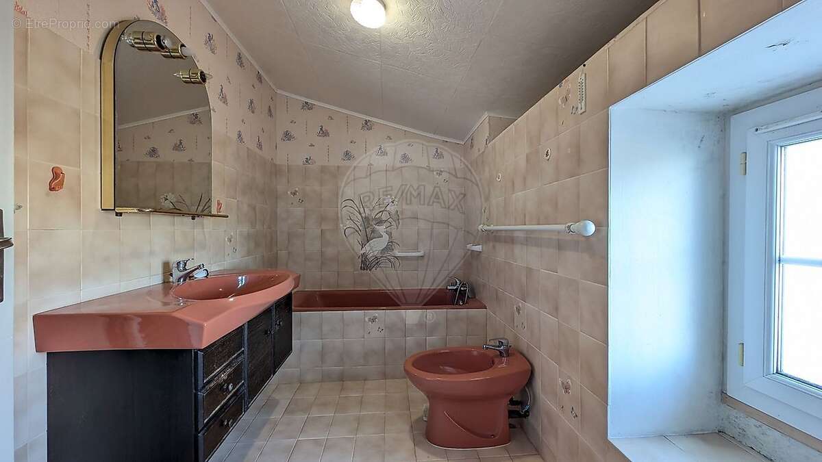 Maison à NIEULLE-SUR-SEUDRE