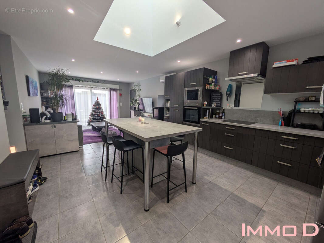 Maison à THAON-LES-VOSGES