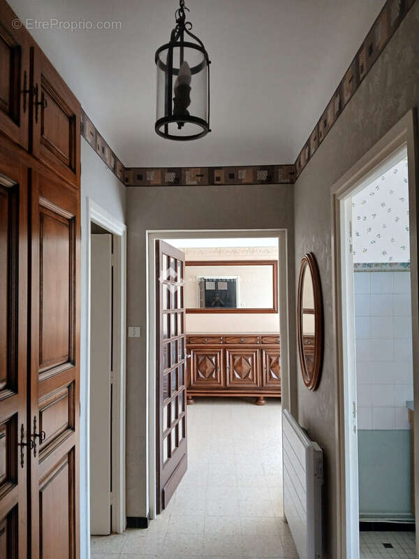 Maison à MOUSSAN