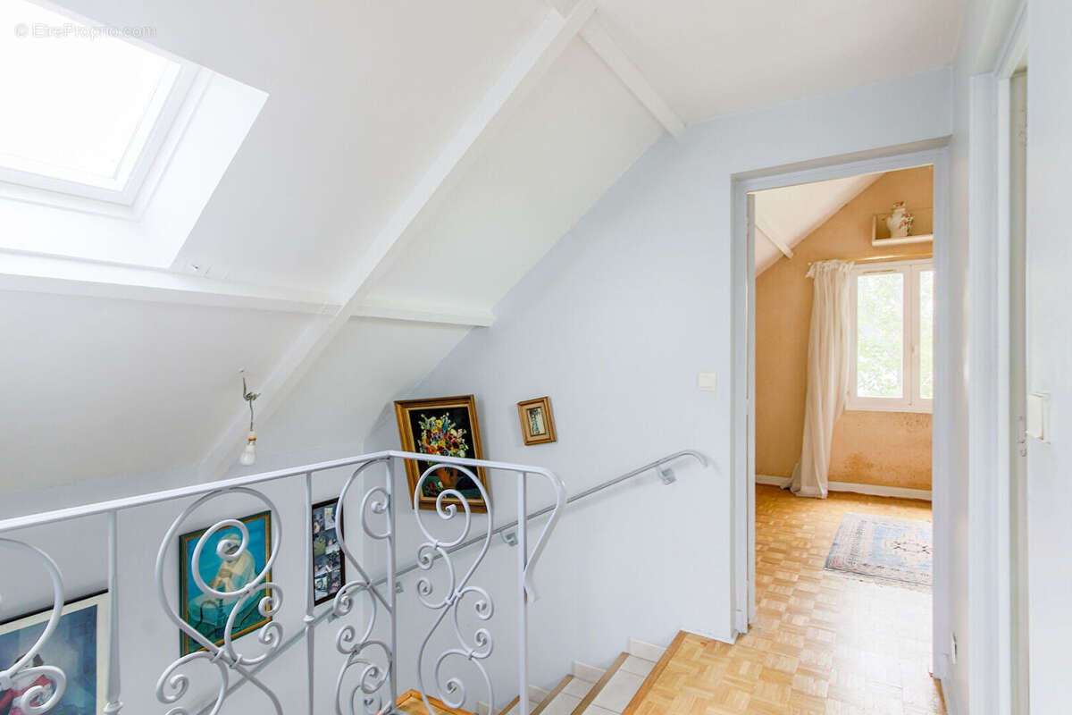Maison à MAULE