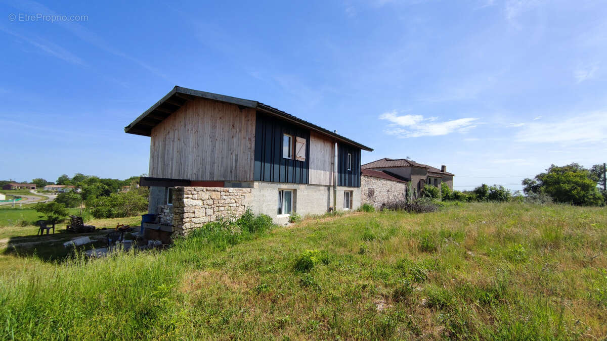Maison à LABASTIDE-MARNHAC