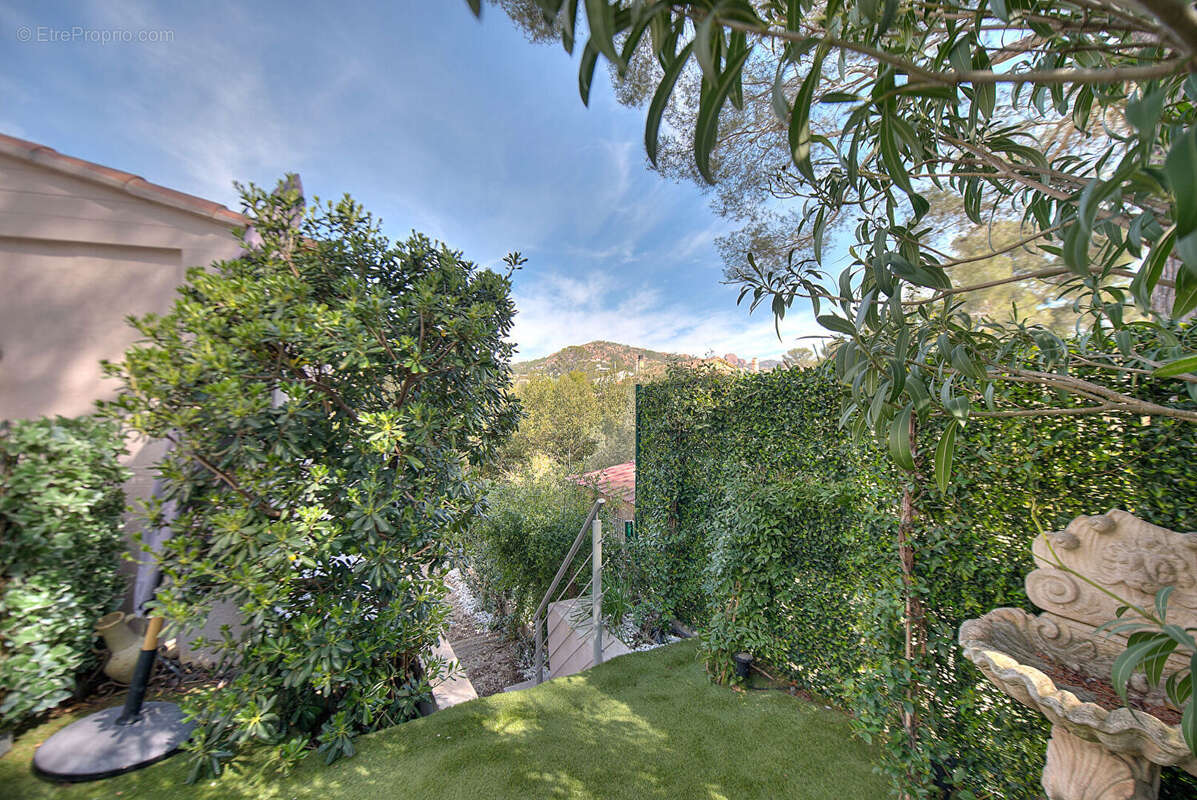 Maison à SAINT-RAPHAEL