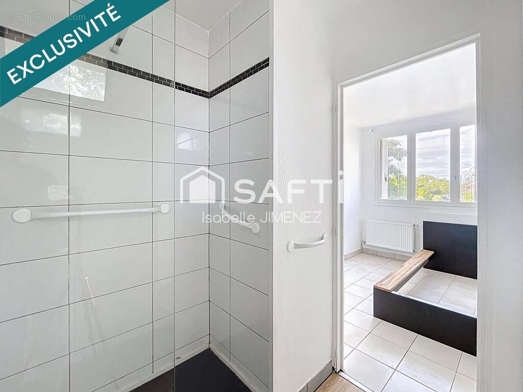 Photo 5 - Appartement à LE PLESSIS-TREVISE